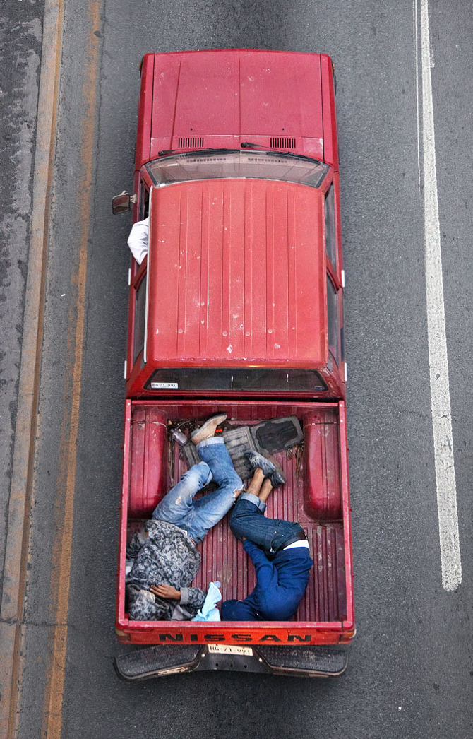 Car%20Poolers 15 Car Poolers by Alejandro Cartagena in THISISPAPER MAGAZINE