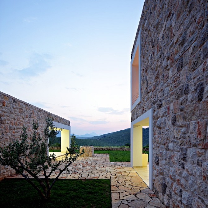046 Country House by DVA ARHITEKTA in THISISPAPER MAGAZINE